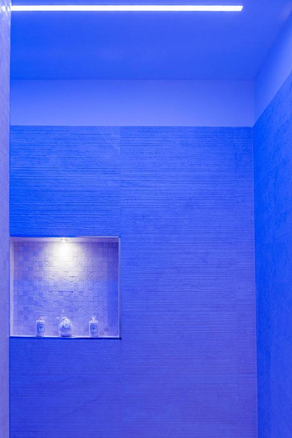 Romantic Room مونوبولي المظهر الخارجي الصورة